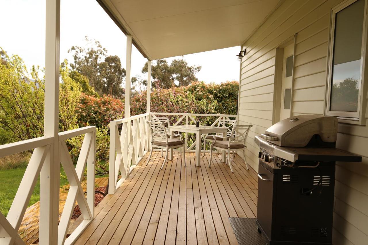 Bridgecroft Villa - French Provincial In Richmond With Spa Exterior foto