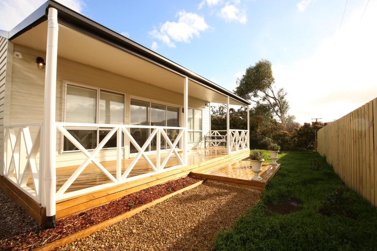 Bridgecroft Villa - French Provincial In Richmond With Spa Exterior foto